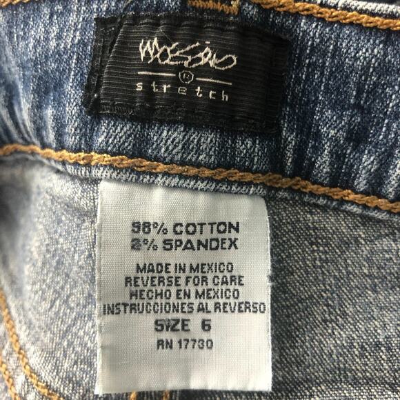 Mossimo Mid Rise Cut Off Jean Shorts Dark Wash Size 6 - Picture 2 of 11